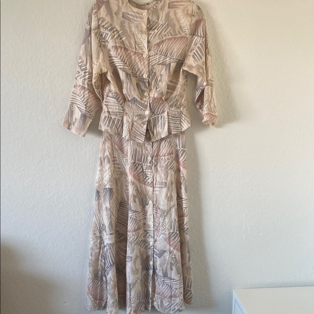 Vintage Button-Up shirts with‎ Skirt Leaf Pattern Size Small